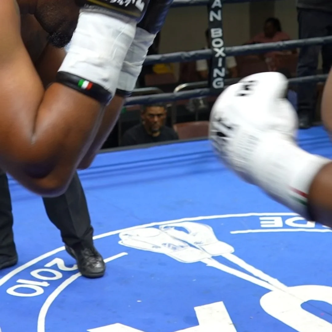 THAT WAS ONE HELL OF A PUNCH!!! GUZMAN THE VICTOR IN SECOND ROUND!!!